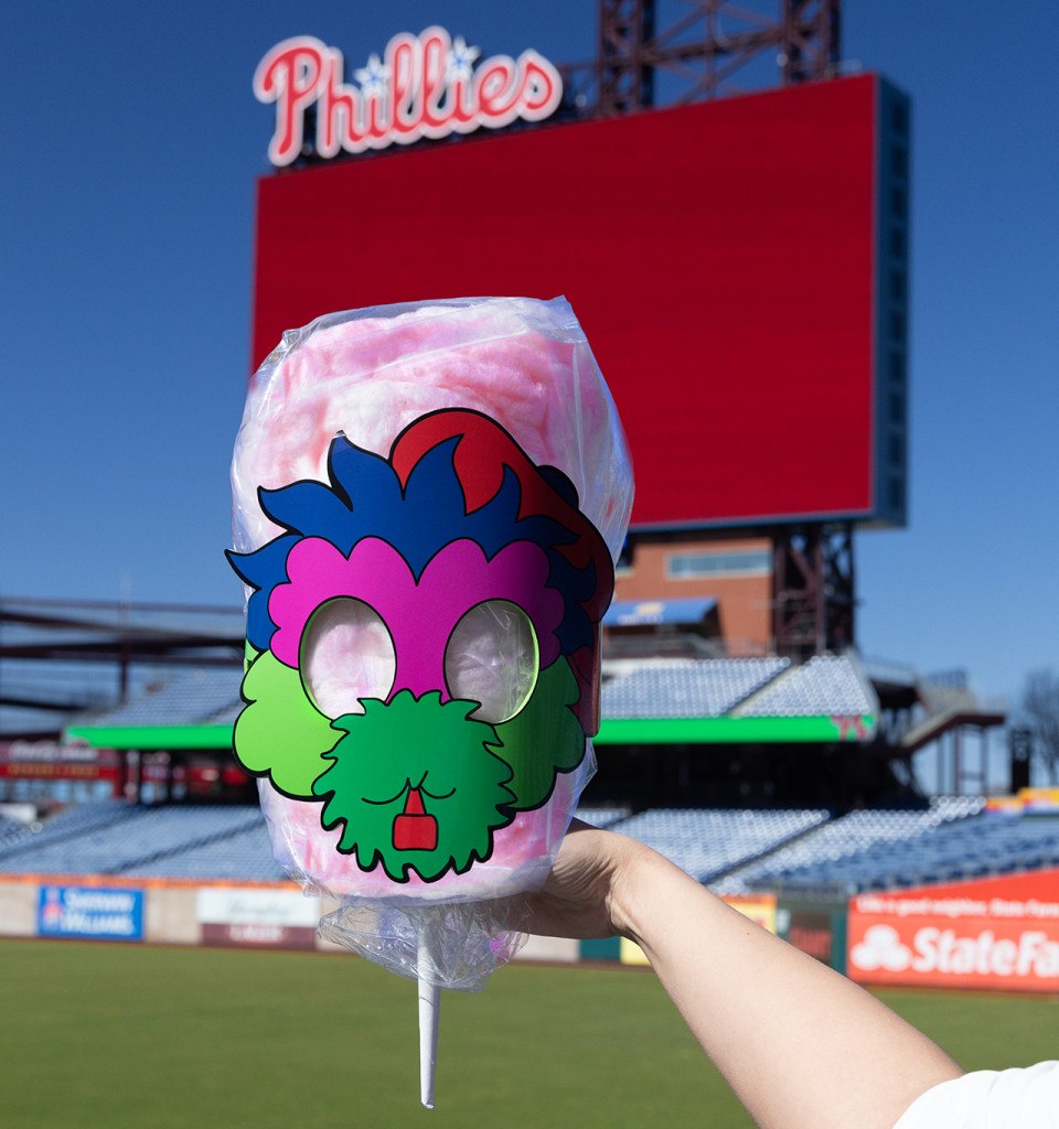 citizens bank park phillies food