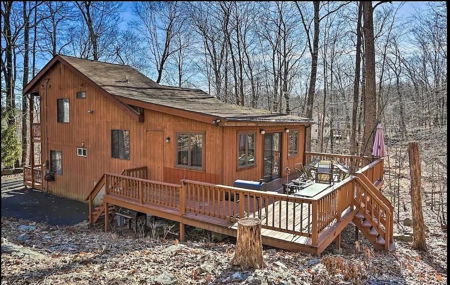exterior rear and deck