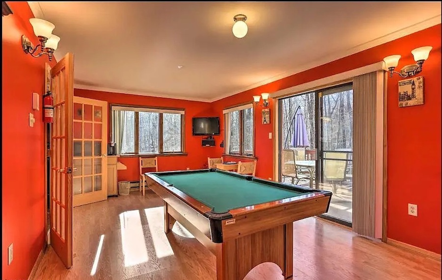 game room