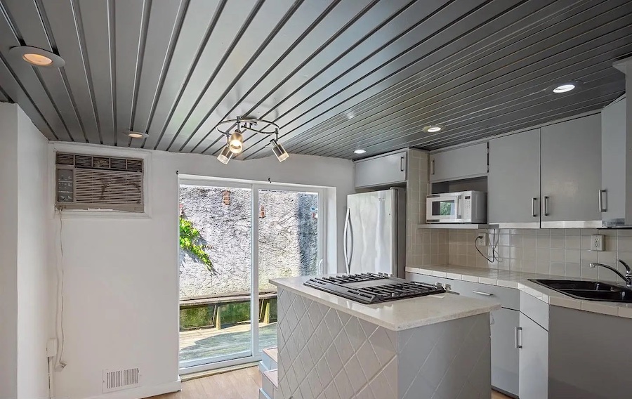 house for sale east passyunk crossing trinity-ish kitchen