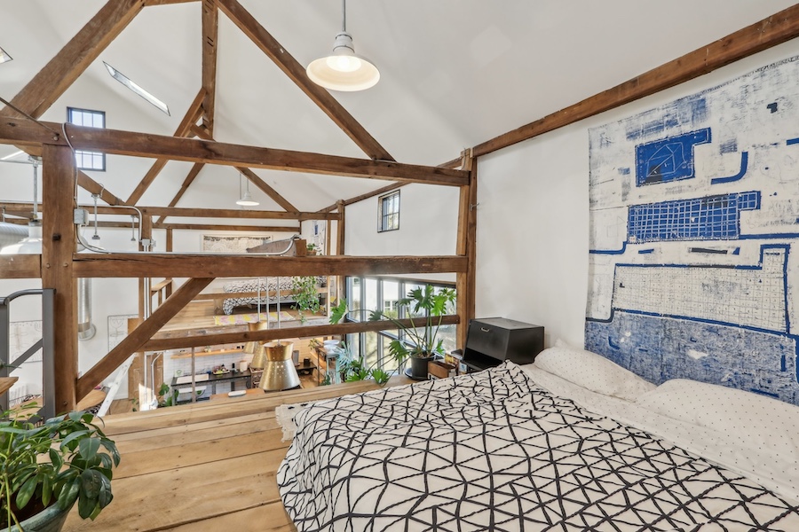 loft bedroom