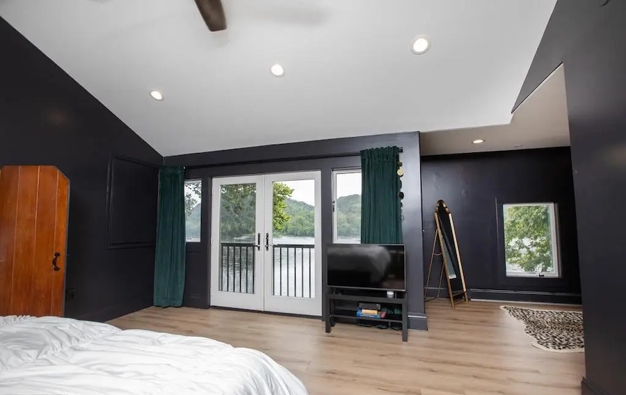 primary bedroom