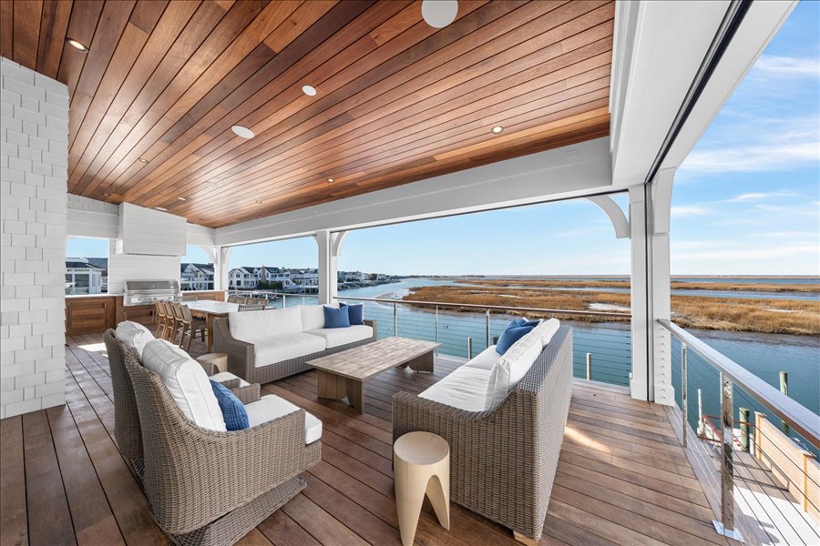 second floor rear deck
