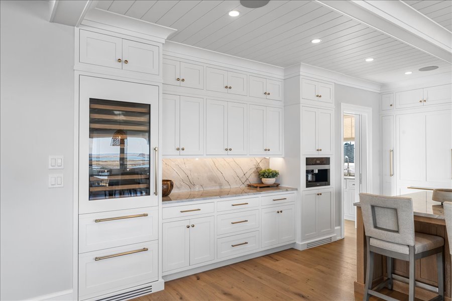 house for sale stone harbor bayside kitchen dry bar