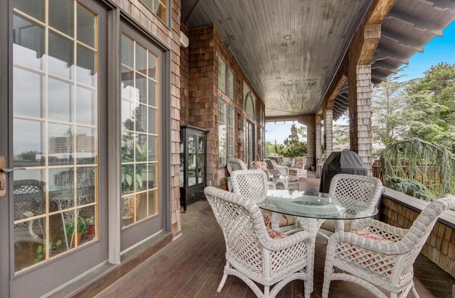 side porch